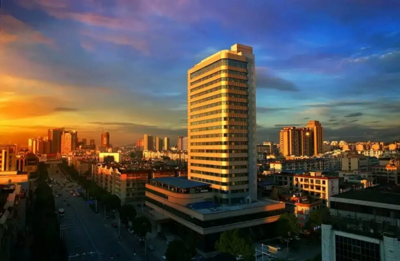 1500367316838498.jpg 3. 赣西肿瘤医院-手术室ICU净化工程及大楼医用气体,舒适性空调安装工程.jpg