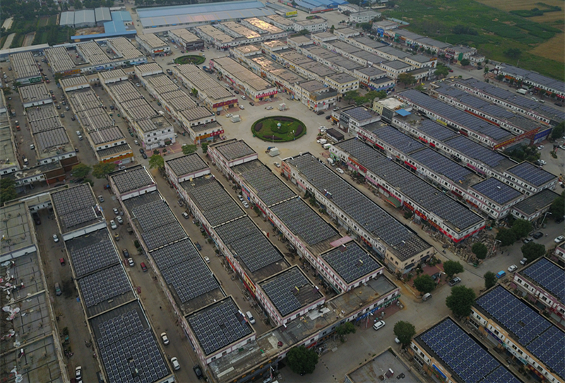 1524884832320996.jpg 曲阜孔府电站5.8MW屋顶分布式光伏项目.jpg